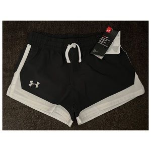 Under Armour Girl Black/White Shorts Size M-NWT